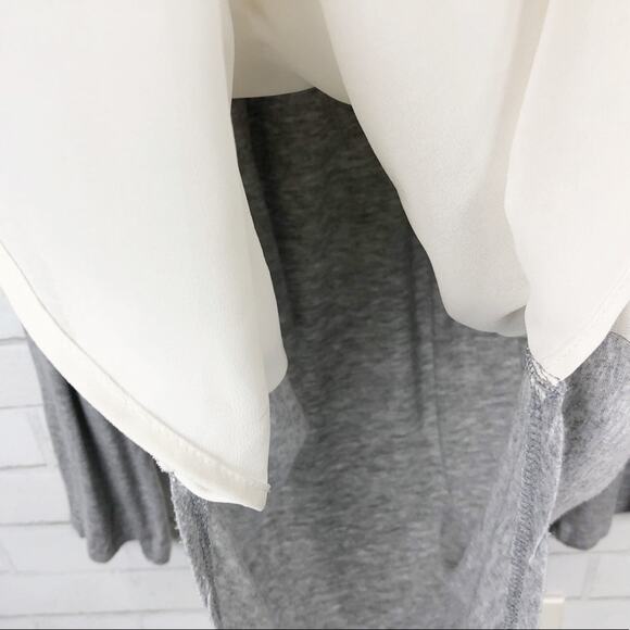 Xhilaration Embroidered Lace Front Long Sleeve Blouse in Gray Cream Size Medium - Picture 7 of 8